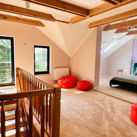 Villa Wschod Nad Polana 17 *